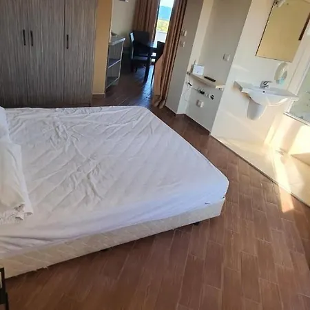 7c Villa Lozenec